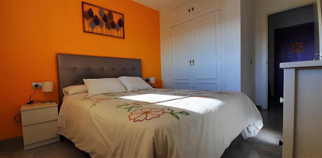 Fantastico Apartamento En La Carihuela Apartment Torremolinos Luaran gambar