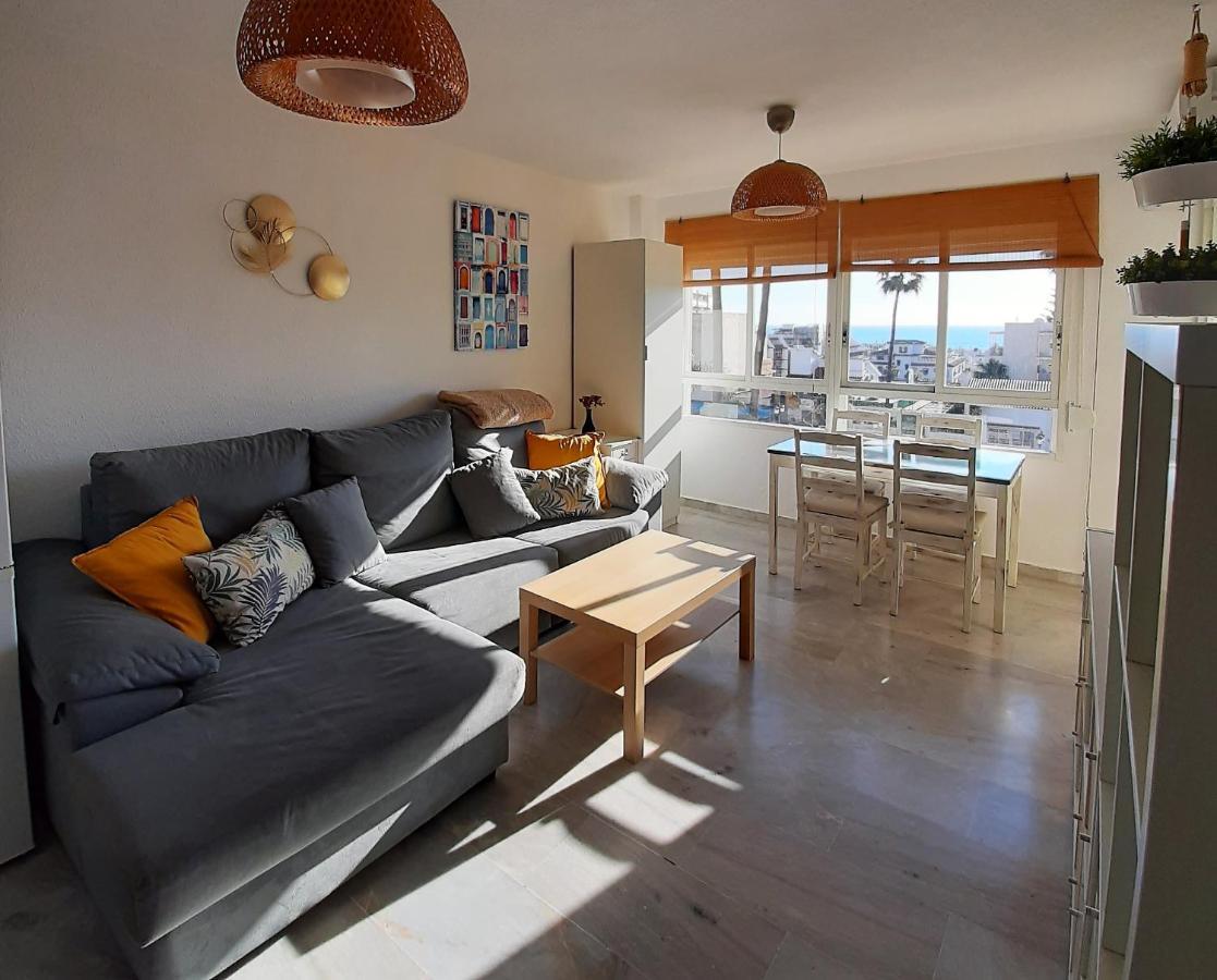 Fantastico Apartamento En La Carihuela Apartment Torremolinos Luaran gambar