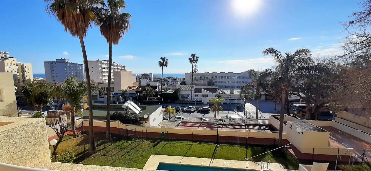 Fantastico Apartamento En La Carihuela Apartment Torremolinos Luaran gambar